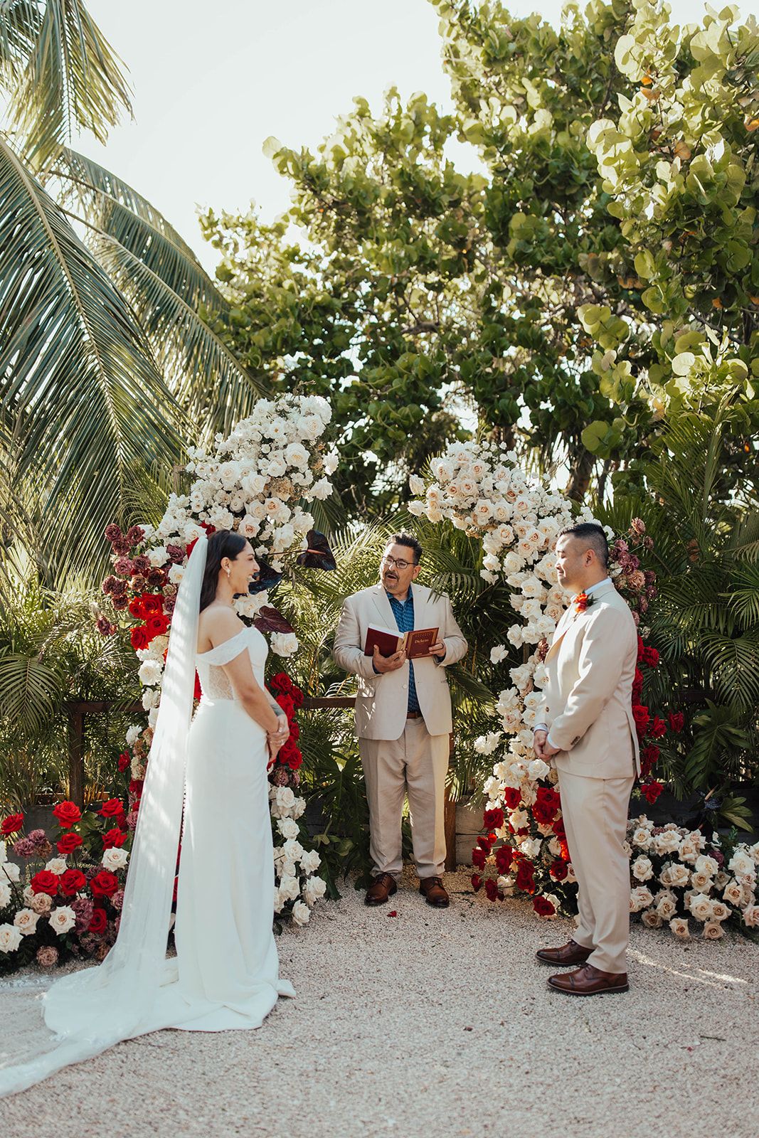 Taryn & Dan — photo 28